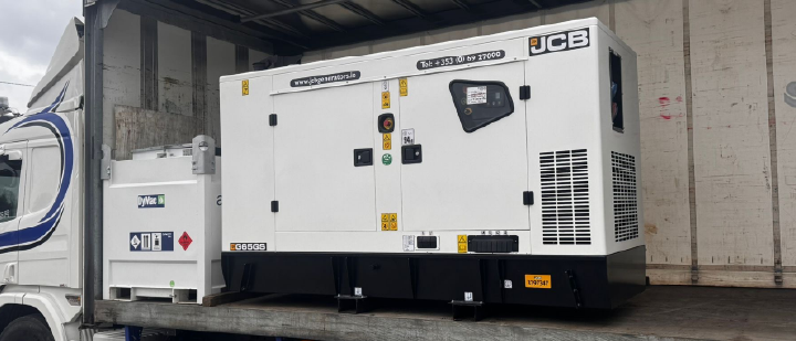 JCB generator and fuel tank loaded on truck
